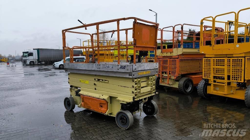JLG 3246 ES Sakselifter