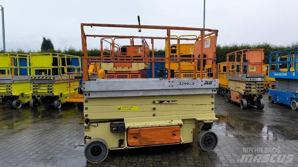 JLG 3246 ES Sakselifter