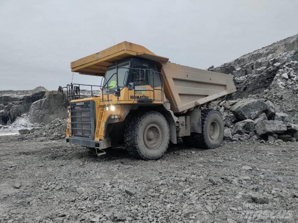 Komatsu HD605-7 Tipptrucker