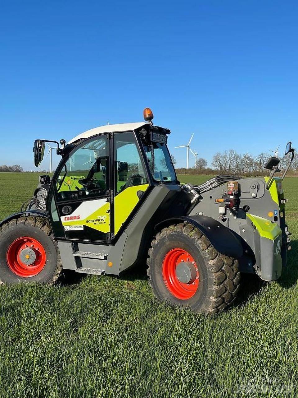 CLAAS SCORPION 756 Teleskop bomlifter