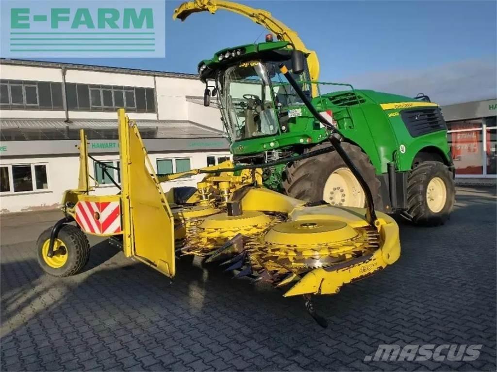 John Deere 9800 Selvdrevne fôrhøstere