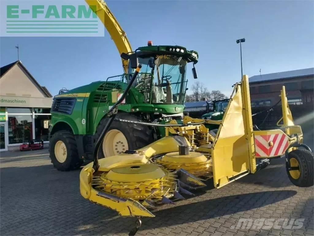 John Deere 9800 Selvdrevne fôrhøstere