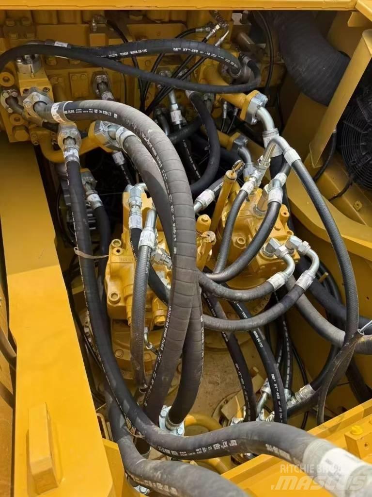 CAT 349 D L Beltegraver