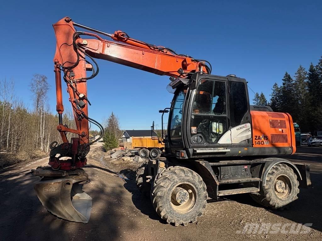Hitachi ZX 140 W-5B Hjulgravere