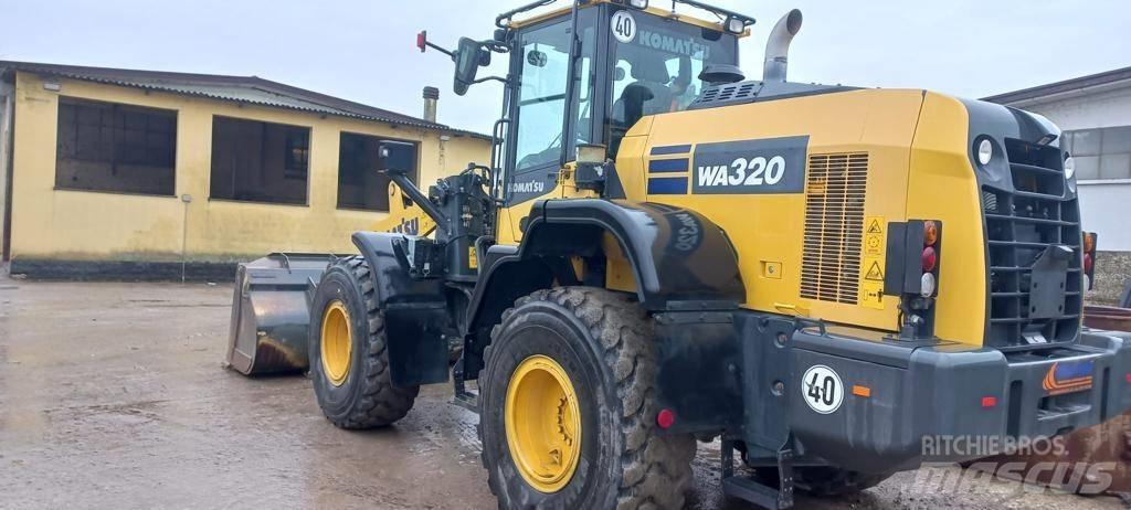 Komatsu WA 320 Hjullastere