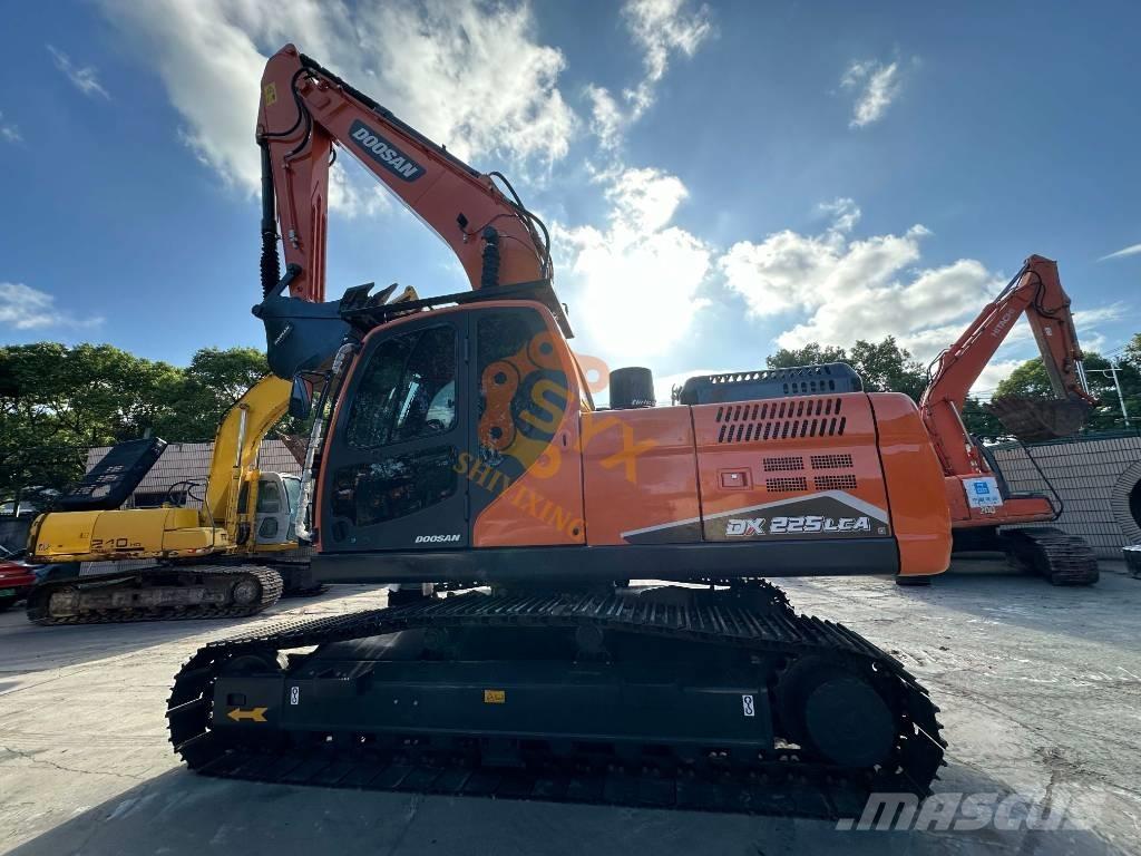 Doosan DX 225 LCA Beltegraver
