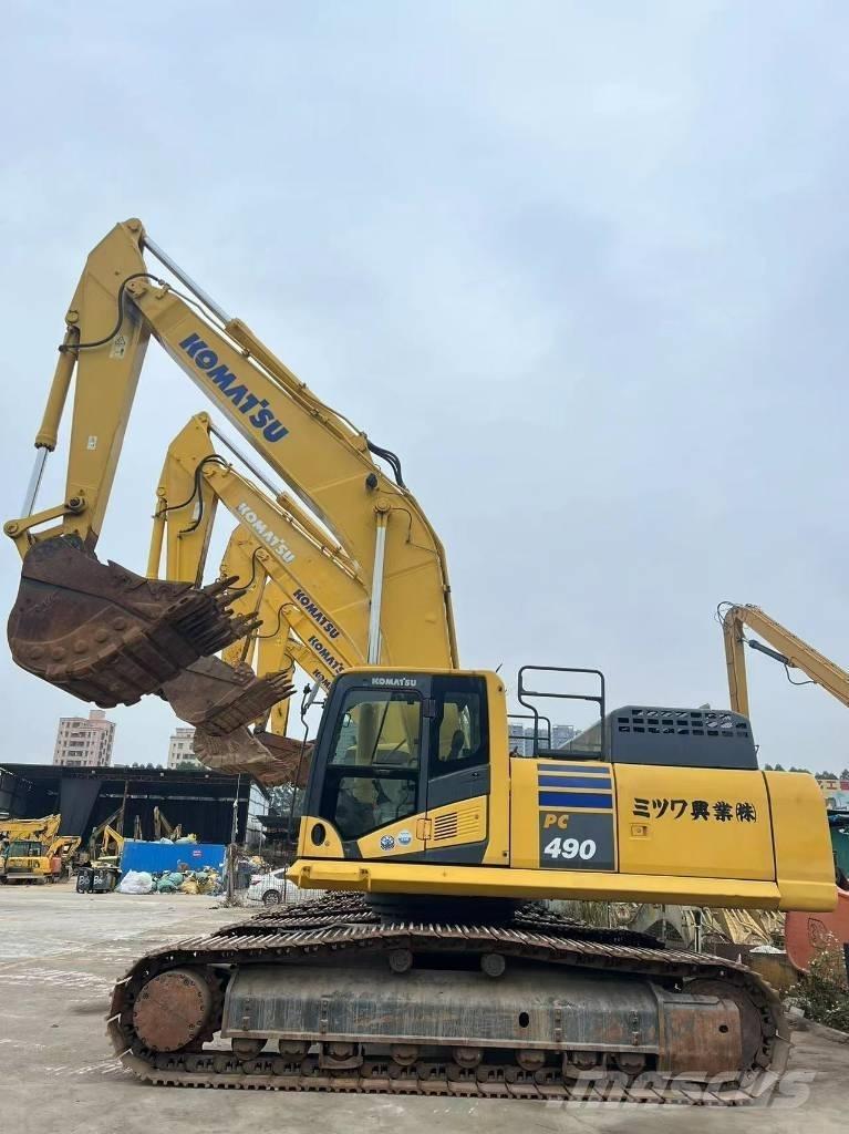 Komatsu PC490-10 Beltegraver