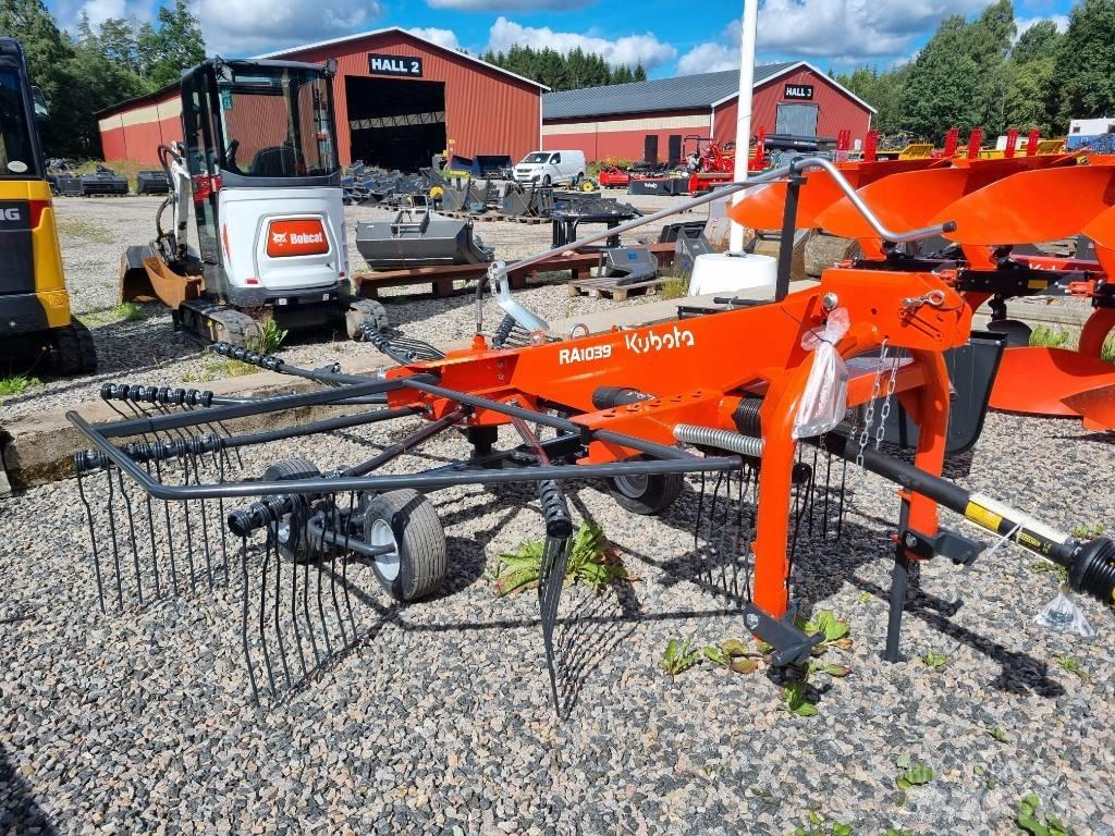 Kubota RA 1039 Svanser