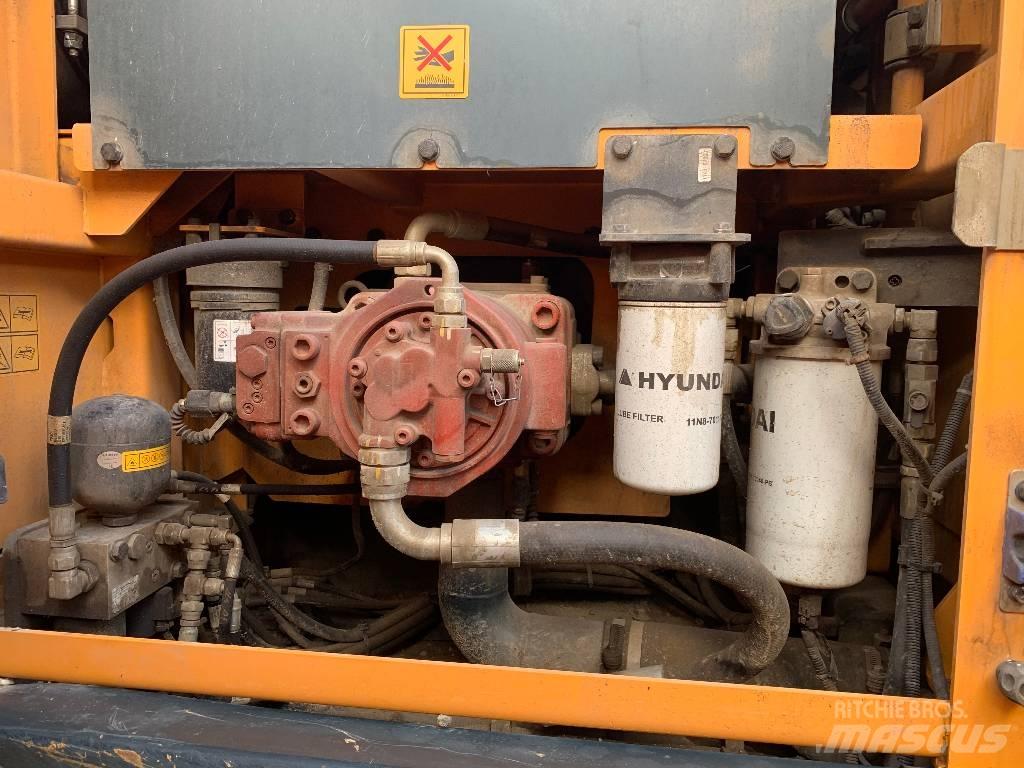 Hyundai HX220A L Beltegraver