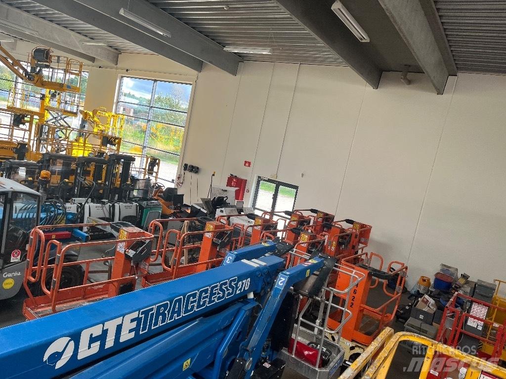 JLG 1230 ES Sakselifter