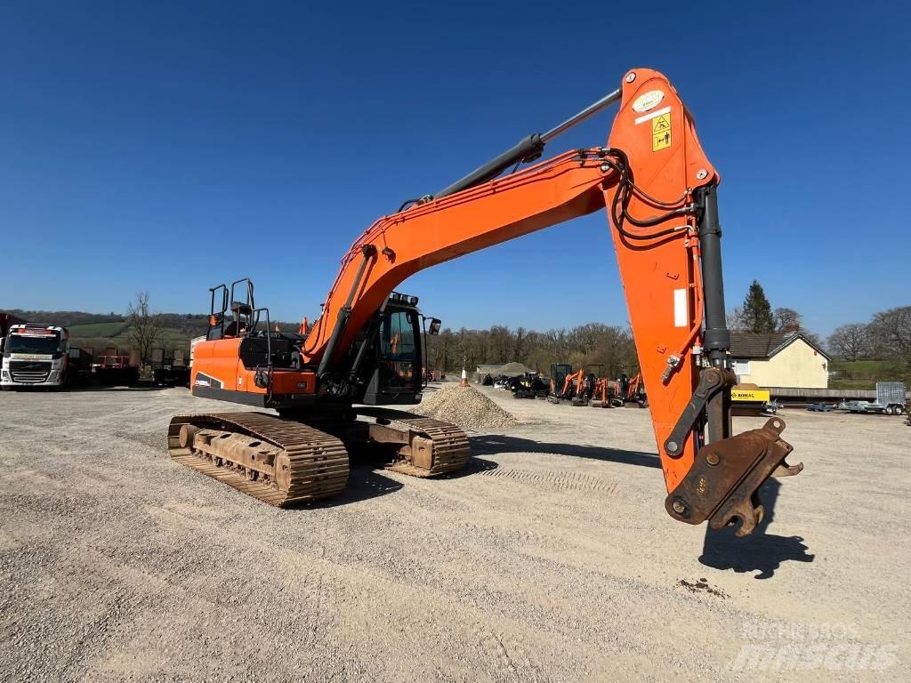 Doosan DX 225 Beltegraver
