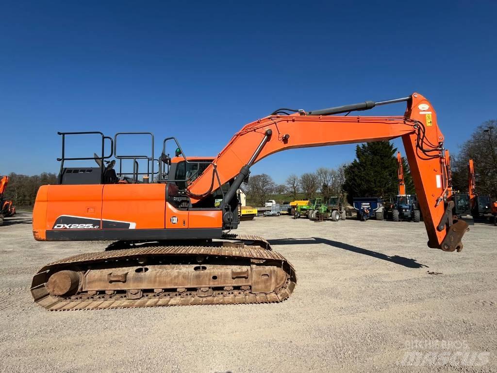 Doosan DX 225 Beltegraver