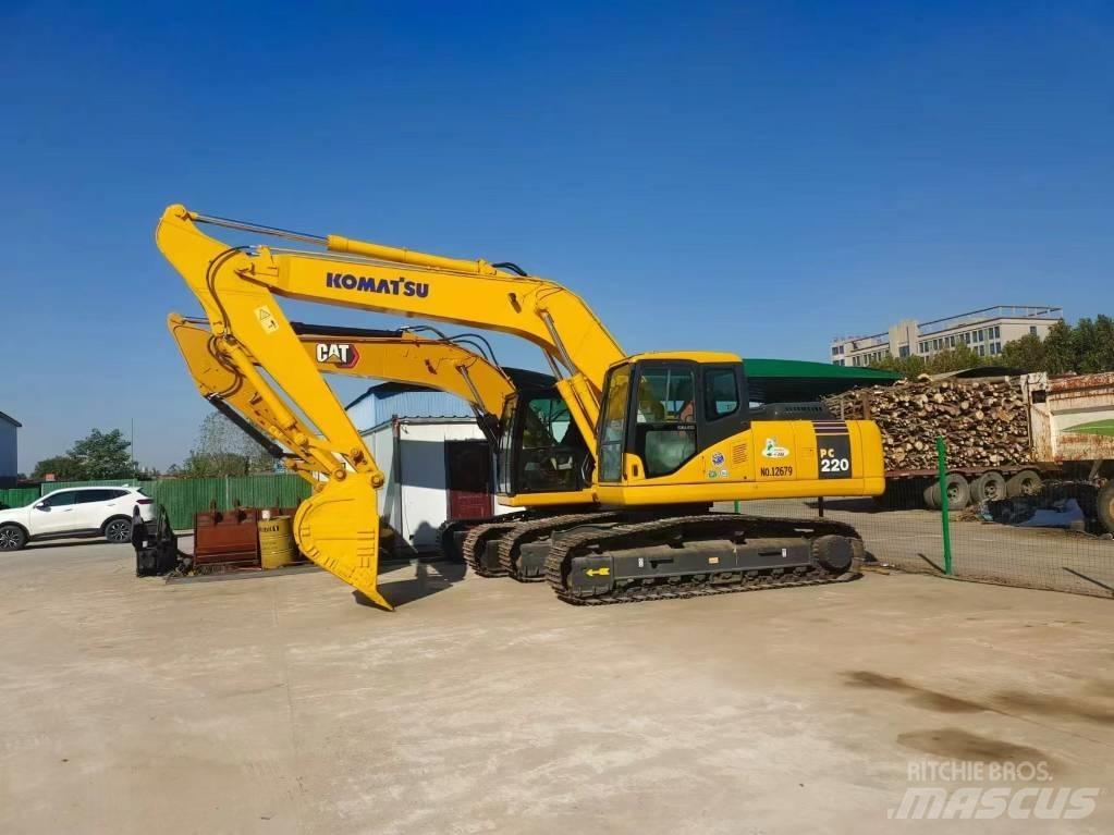 Komatsu PC 220 Beltegraver