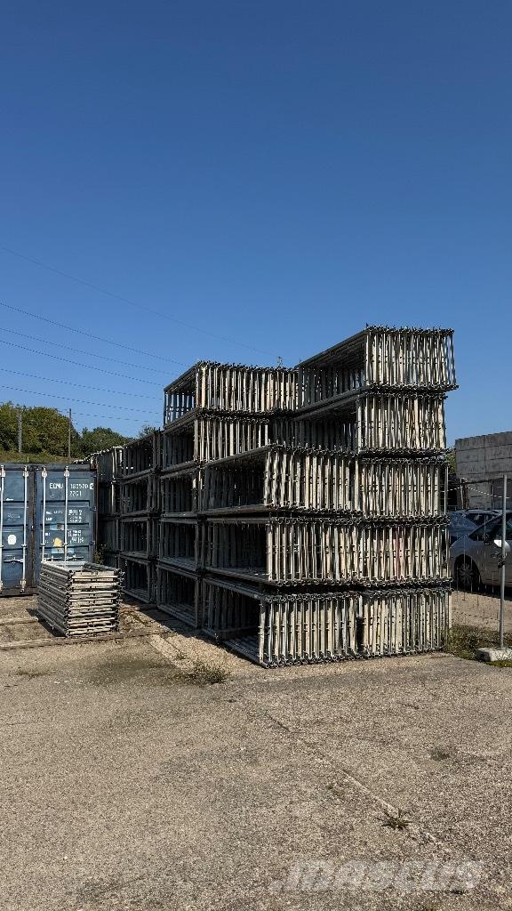  Rux Scaffolding Stillas