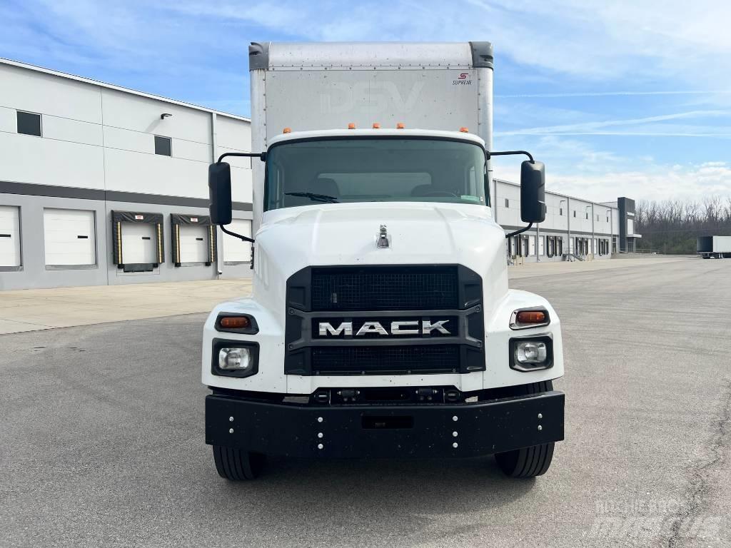 Mack MD 6 Skapbiler