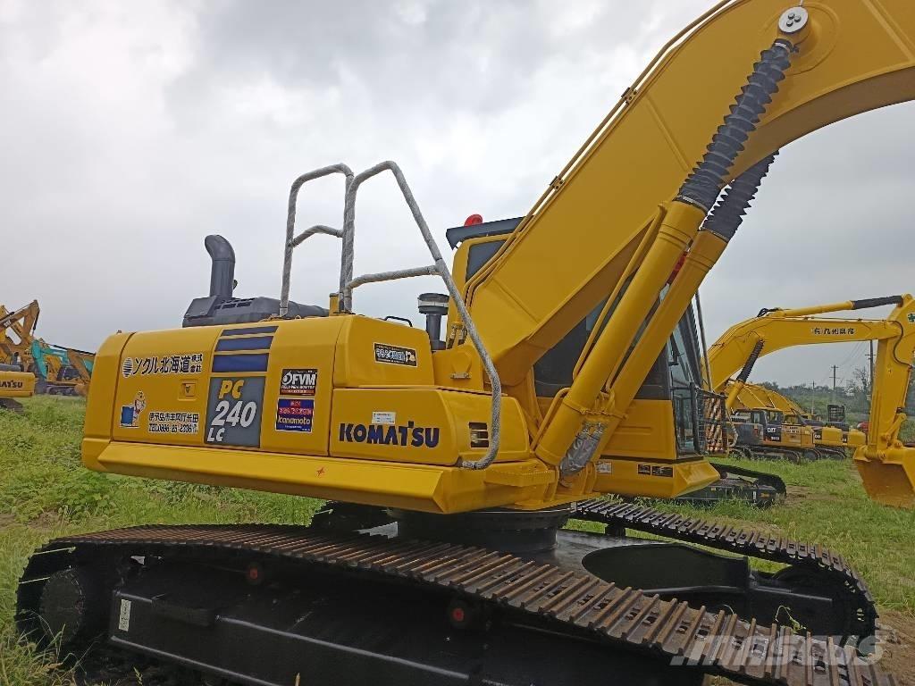 Komatsu PC 240 Beltegraver