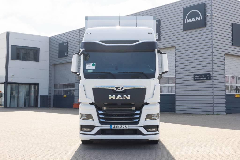 MAN TGX 26.520 6x2-4 Skapbiler