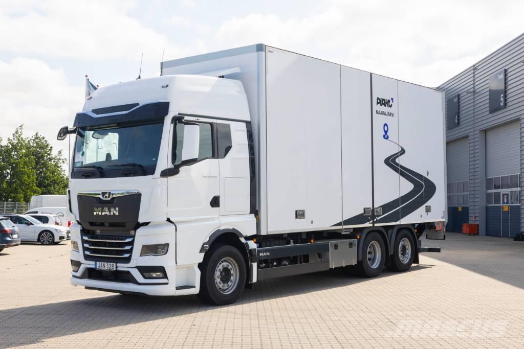 MAN TGX 26.520 6x2-4 Skapbiler