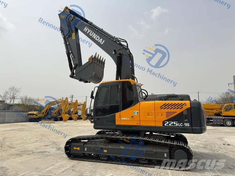 Hyundai 225 LC-9S Beltegraver