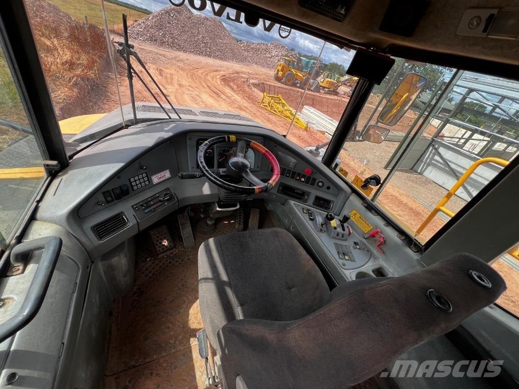 Volvo A 25 D Rammestyrte Dumpere