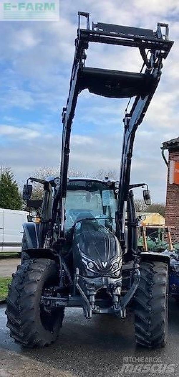 Valtra g135a Traktorer