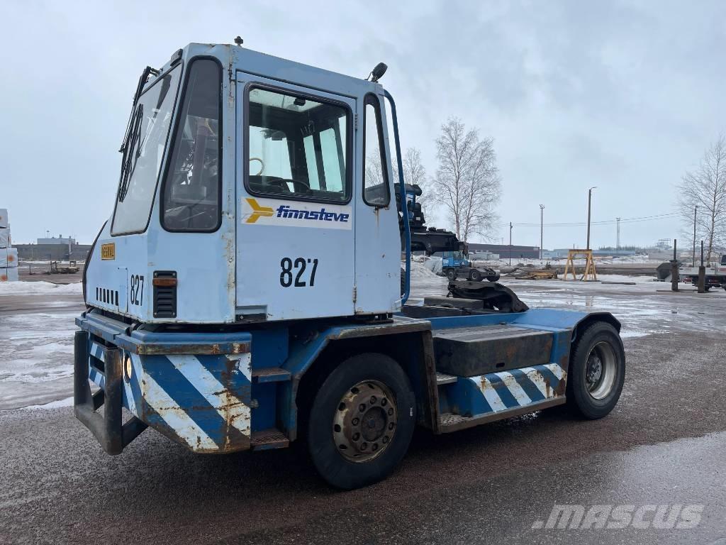 Sisu TRX181 Terminaltraktor