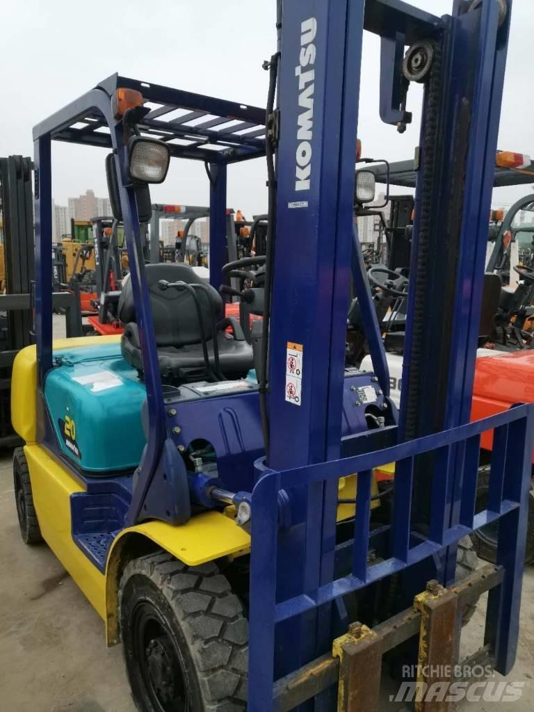Komatsu 30 Teleskoplastere