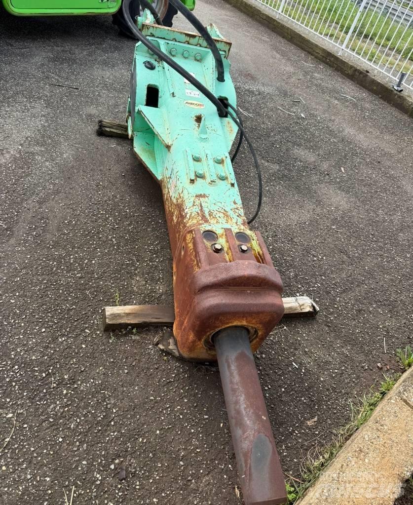 Montabert V 45 Hydrauliske hammere