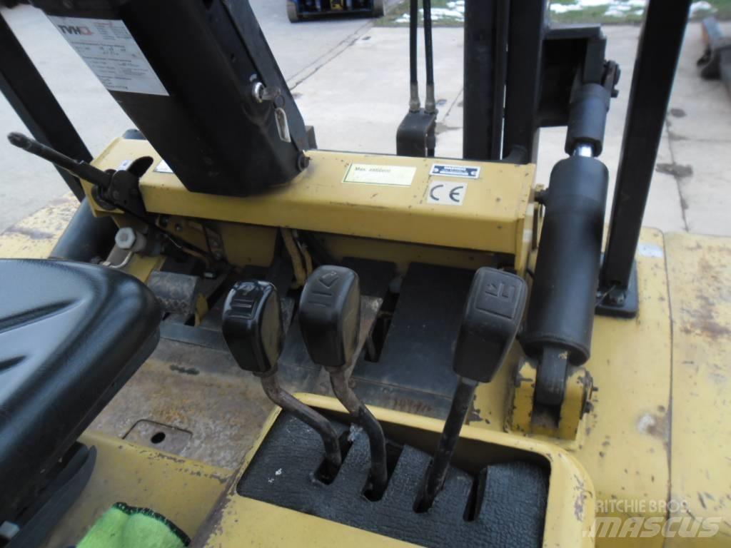 Daewoo Doosan D 40S Diesel Trucker
