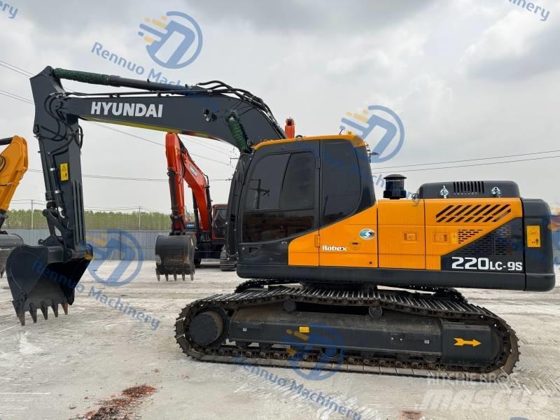 Hyundai R220LC-9S Beltegraver