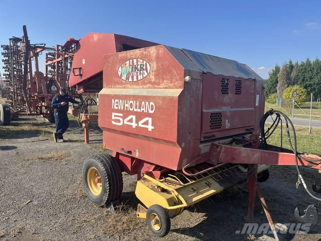 New Holland 544 Rundballepresser