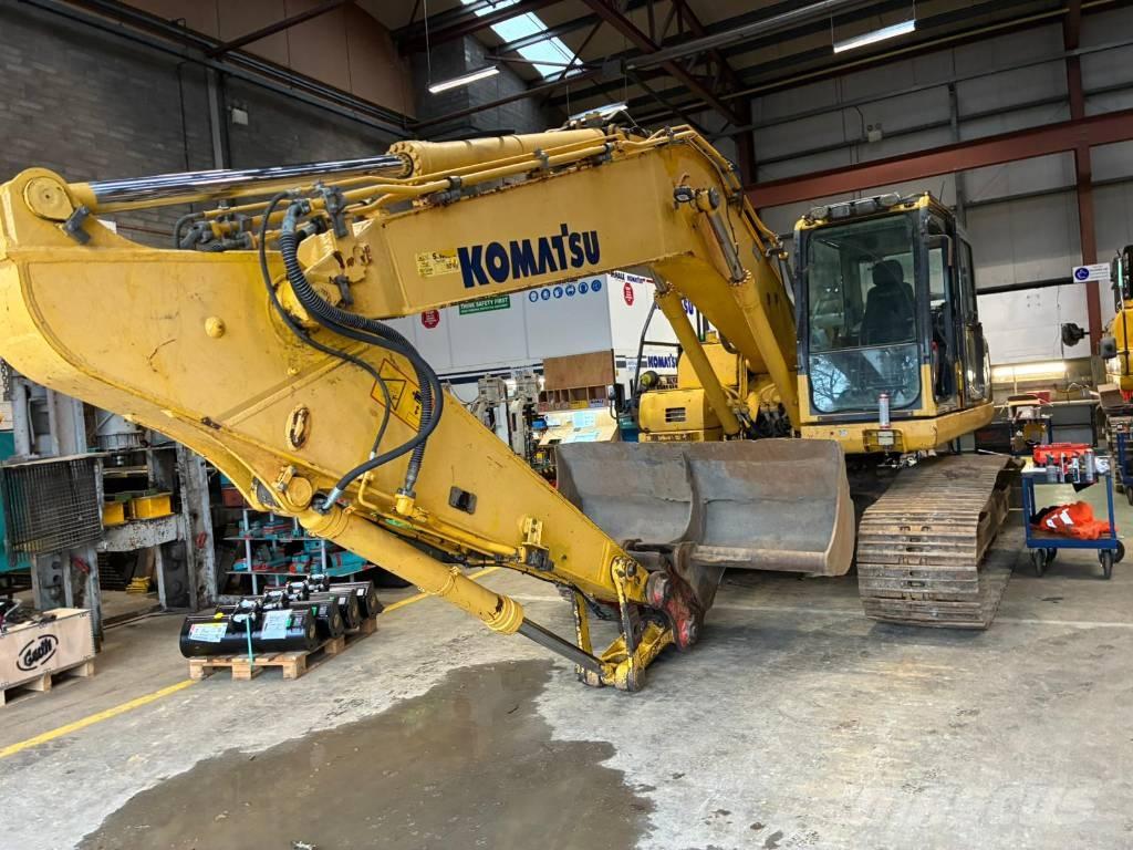 Komatsu PC 210 LC-8 Beltegraver