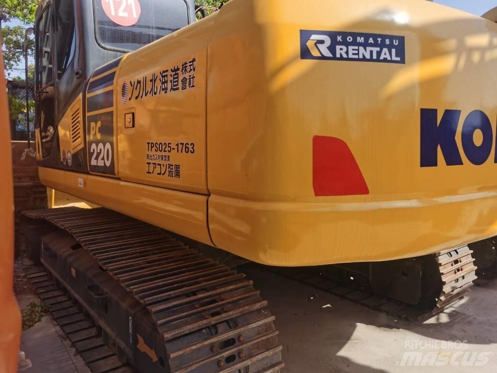 Komatsu PC 220-7 Beltegraver