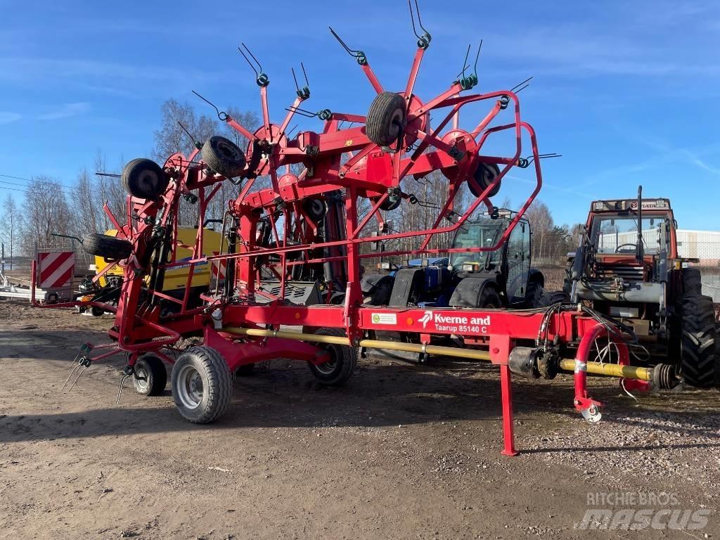 Kverneland 85140C Raker og høyvendere