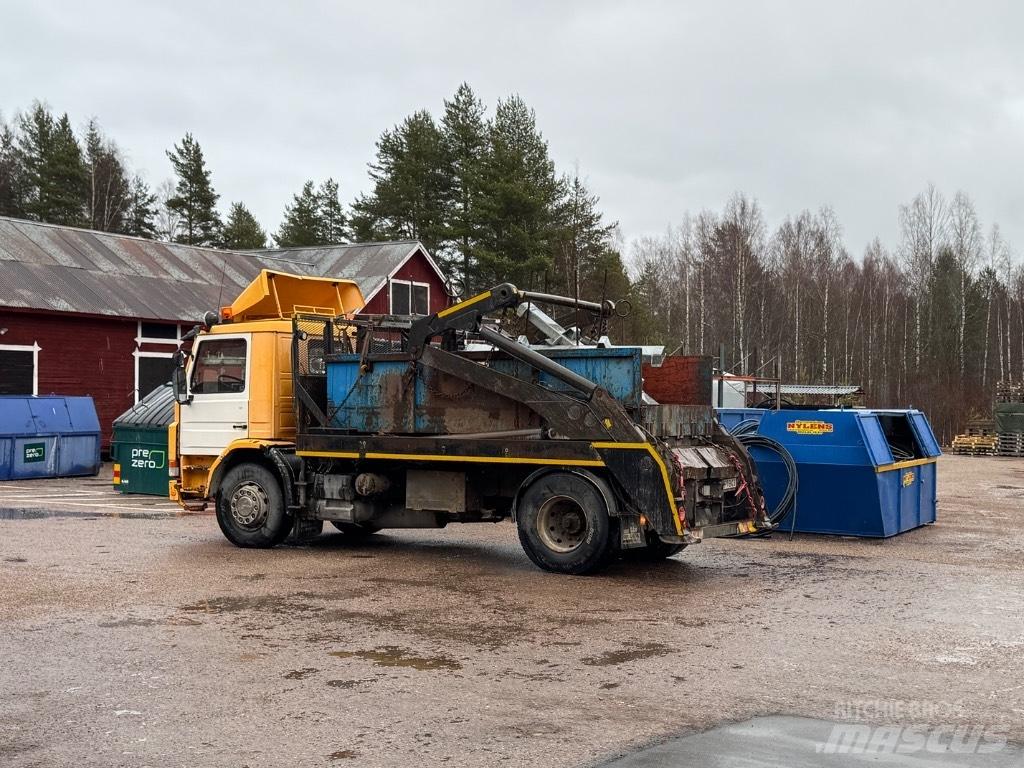 Scania P 82 H Liftdumper biler