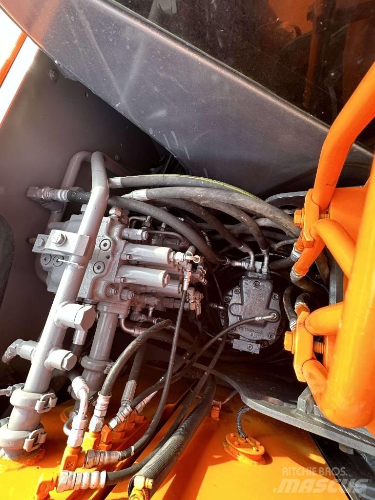 Hitachi ZX 70 Beltegraver