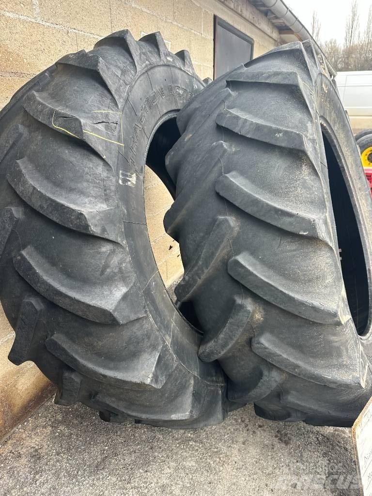 Barum 520/70R38 Dekk, hjul og felger