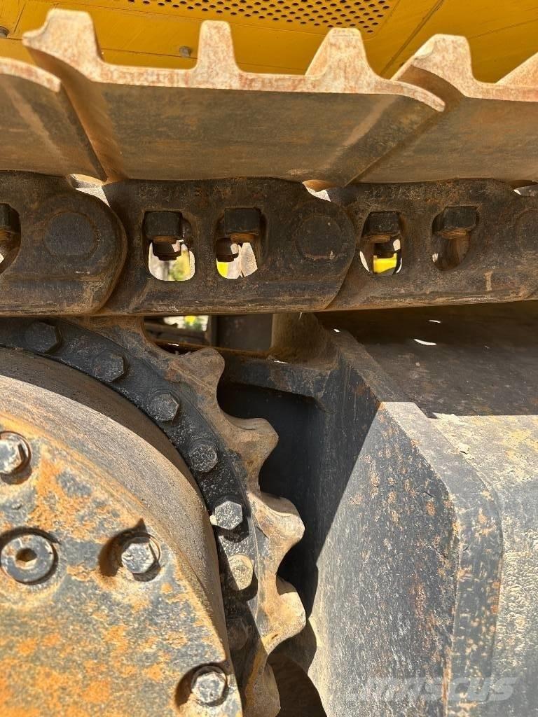 Komatsu PC 400-8 Beltegraver