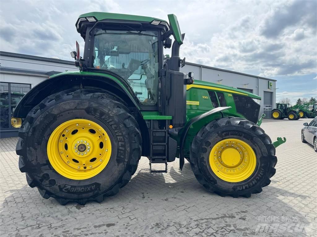 John Deere 7R 330 Traktorer