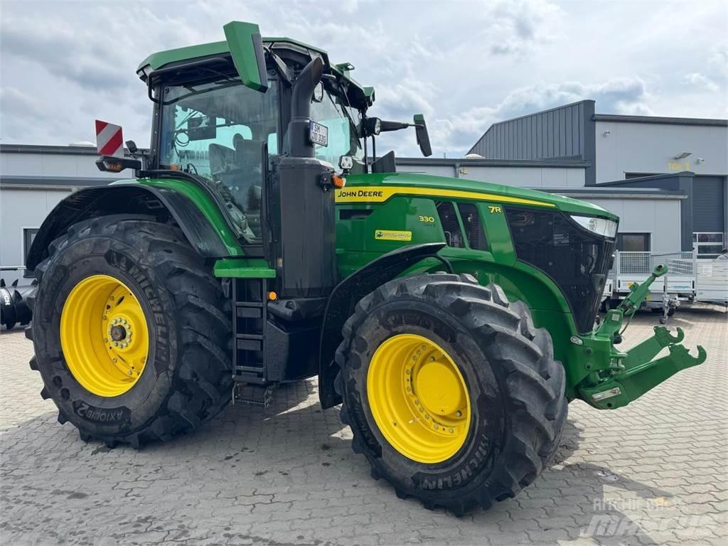 John Deere 7R 330 Traktorer