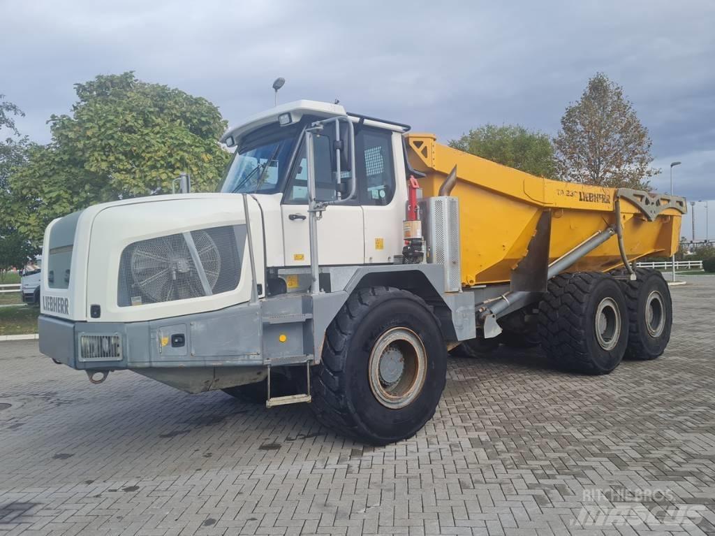 Liebherr TA 230 Rammestyrte Dumpere