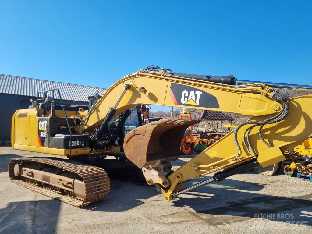 CAT 323 EL Beltegraver