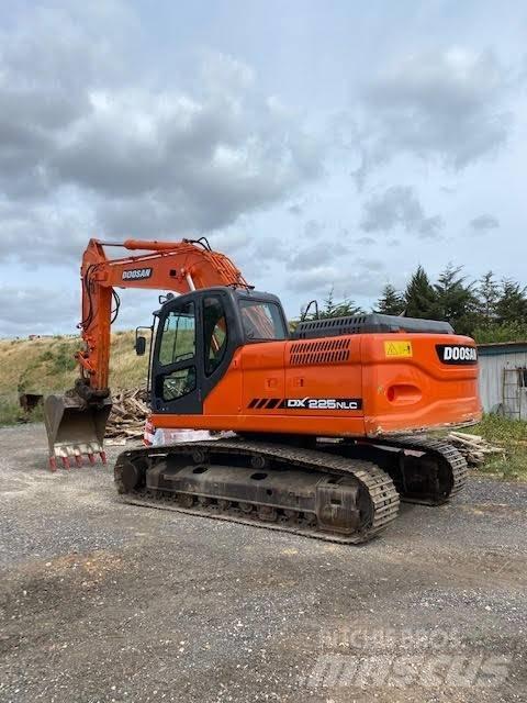 Doosan DX 225 NLC Beltegraver