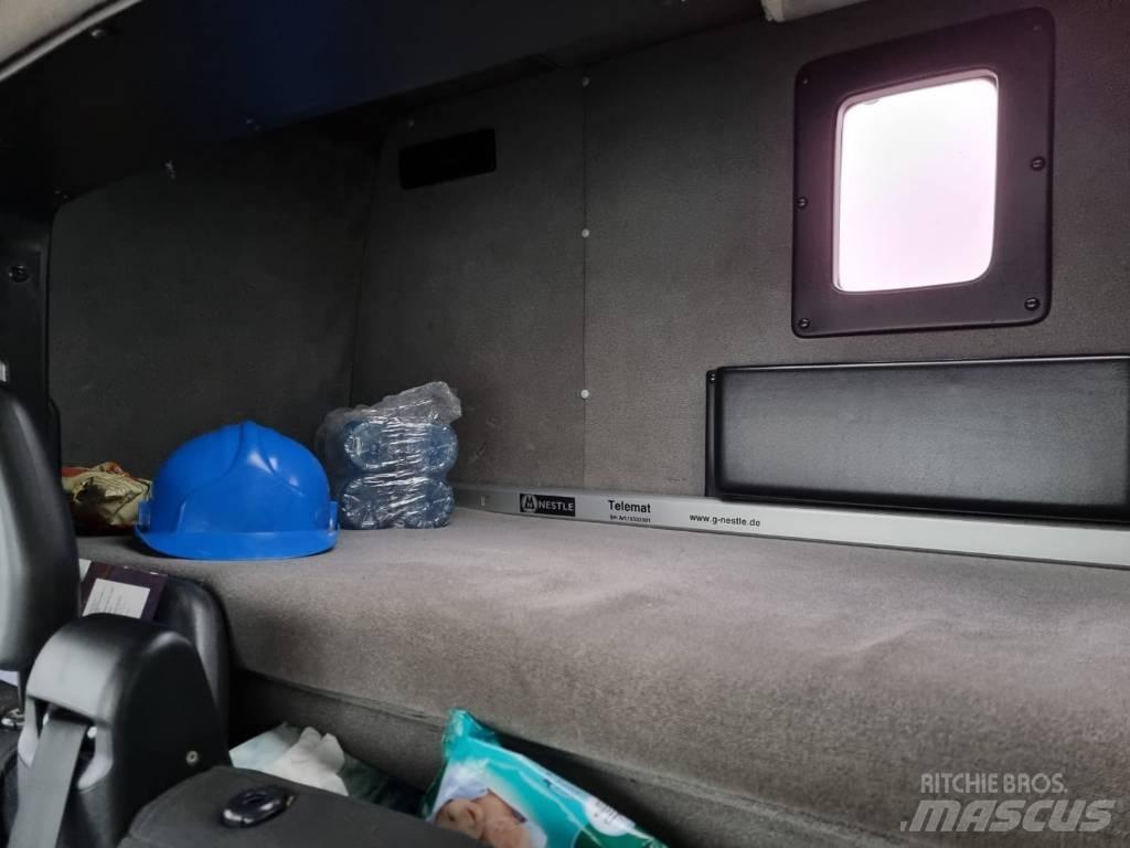 Iveco Daily 50 C 15 Flatvogn med vinsj