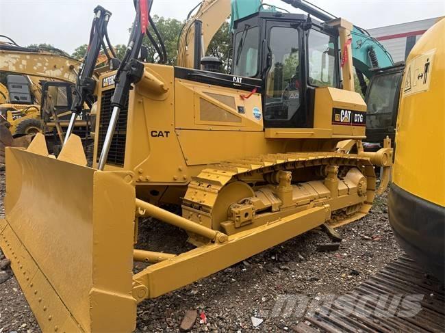 CAT D 7 G LGP Dozere Beltegående