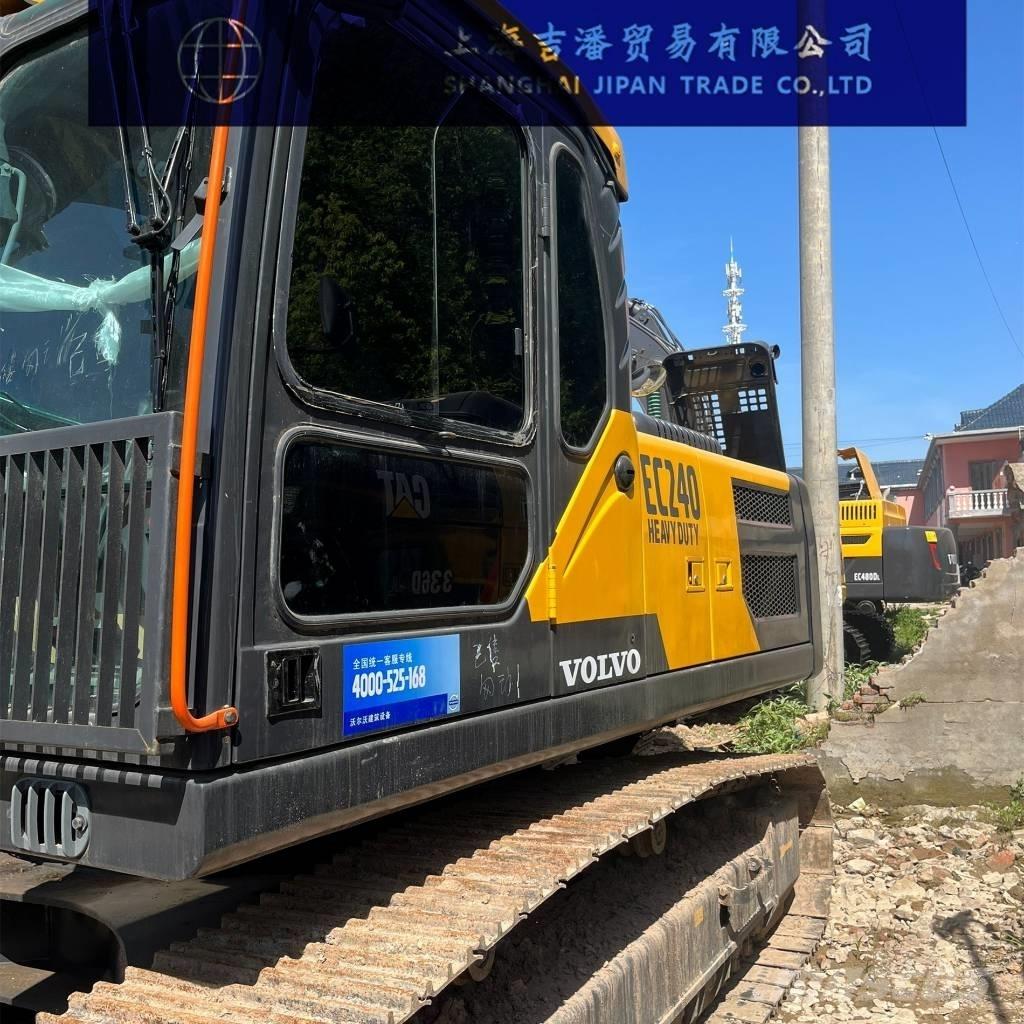 Volvo EC 240 C Beltegraver