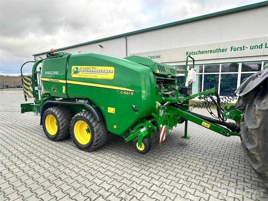 John Deere C441R Rundballepresser