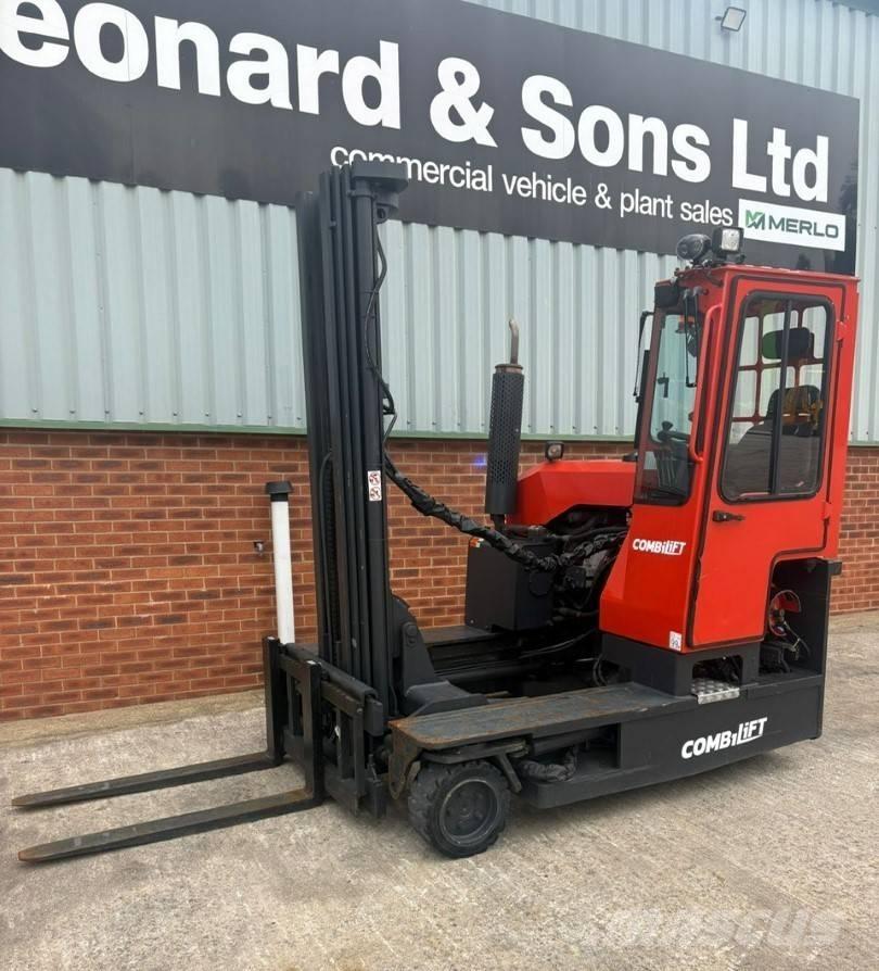 Combilift C 3000 Sidelaster
