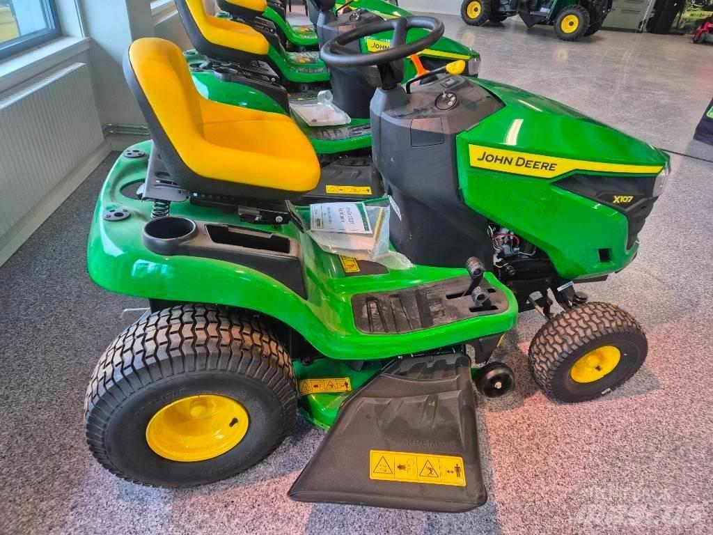 John Deere X 107 Sitteklippere