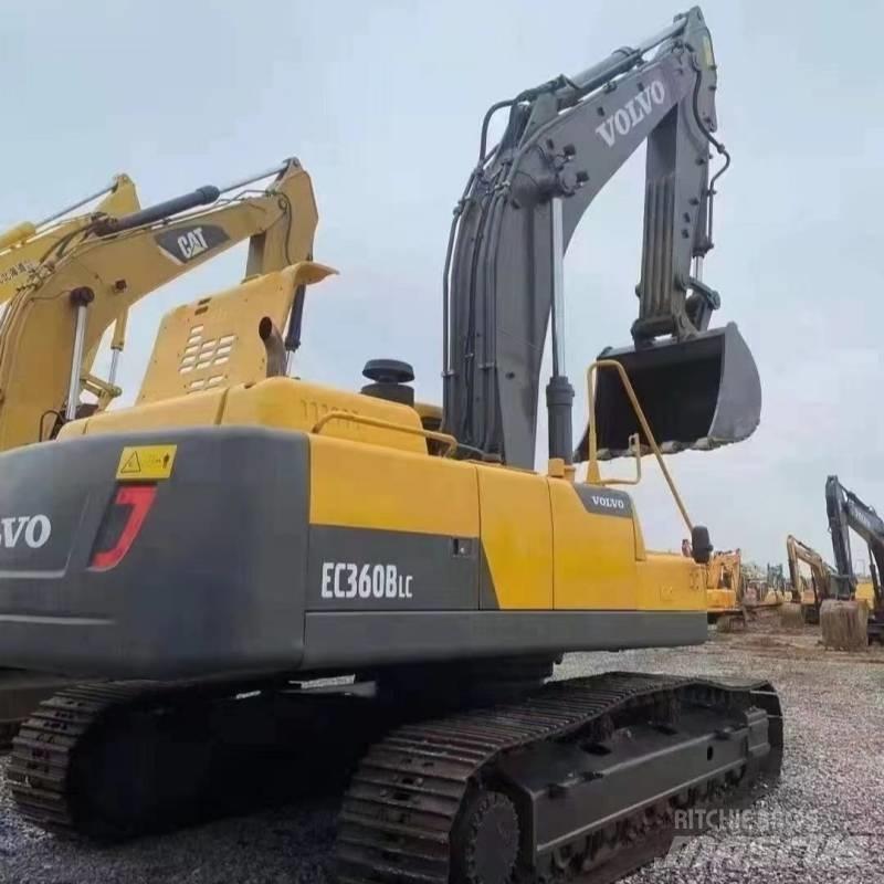 Volvo EC 360 Beltegraver